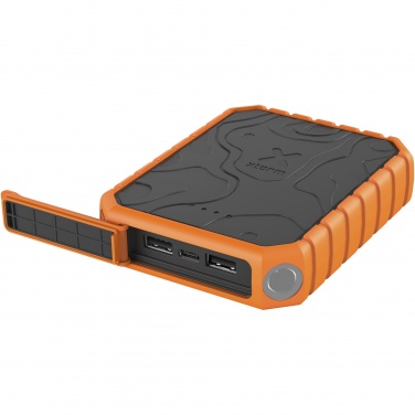 Logotrade Werbegeschenke das Foto: Xtorm XR201 Xtreme 20 W 10.000 mAh QC3.0 wasserdichte, robuste Powerbank mit Taschenlampe