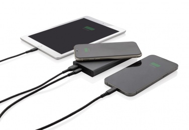 Logotrade Werbeartikel das Foto: Terra 10.000mAh 18W Powerbank aus RCS  Alu, 10W Wireless