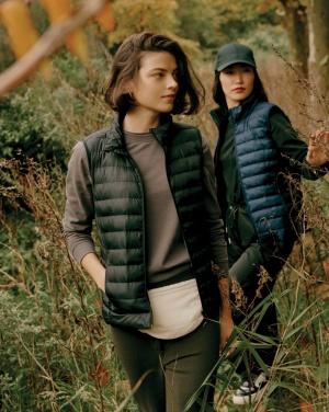 Logotrade werbemittel das Foto: Iqoniq Meru Damen Bodywarmer aus recyceltem Polyester