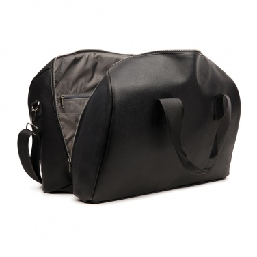 Logotrade Werbeartikel das Foto: VINGA Bermond Wochenendtasche aus RCS recyceltem PU