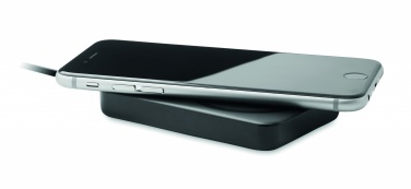 Logotrade Firmengeschenke das Foto: Powerbank mit Ladestation 15W, 5000 mAh