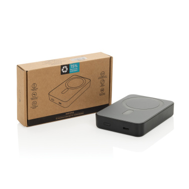 Logotrade Logogeschenke das Foto: Amporia 10.000mAh magnetische Powerbak aus RCS rec. ABS