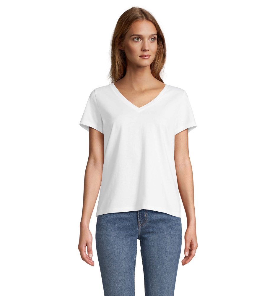 Logotrade Firmengeschenke das Foto: REGENT V T-SHIRT WOMEN