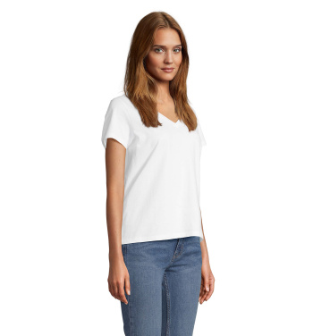 Logotrade werbemittel das Foto: REGENT V T-SHIRT WOMEN