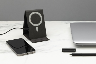 Logotrade business gifts photo of: Artic Magnetic 10W wireless charging phone stand