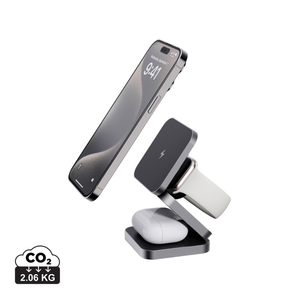 Logotrade promotional gift image of: Terra RCS recycled aluminum foldable 3 in 1 15W charger