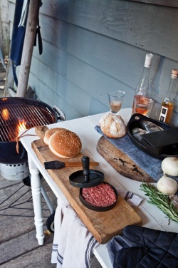 Logotrade promotional product picture of: BBQ set with hamburger press and brush