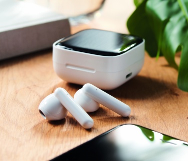 Logotrade corporate gift image of: TWS earbuds with solar charger