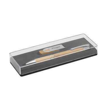 Logo trade promotional gifts image of: Bamboo Connect Giftset 8 GB