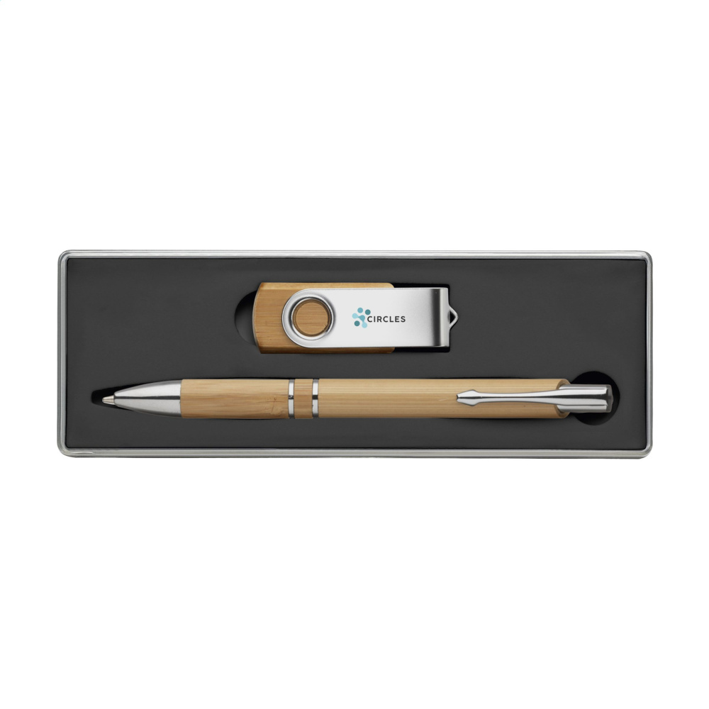 Logo trade promotional merchandise photo of: Bamboo Connect Giftset 8 GB