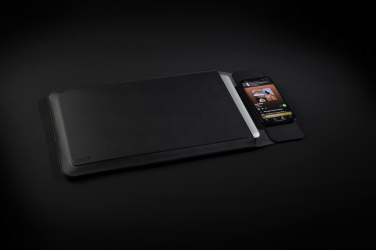 Logotrade promotional item picture of: Swiss Peak 15W magnetic charging laptop sleeve 14-15,6"
