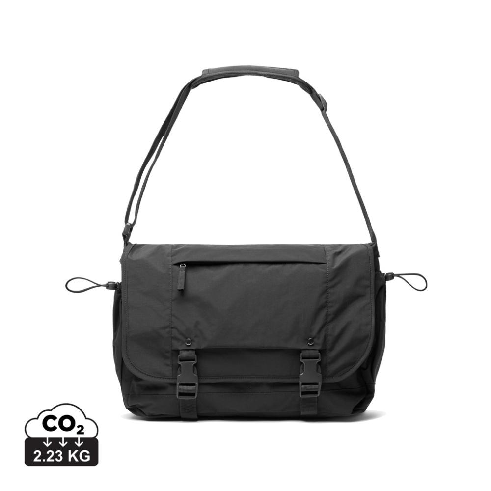 Logo trade business gift photo of: KENTO URBAN RCS recycled nylon 15.6 inch Messenger