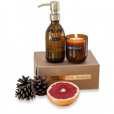 Logotrade reklaamkingituse foto: Wellmark Discovery 200 ml käteseebi dosaator ja 150 g lõhnaküünla komplekt - bambuse lõhn