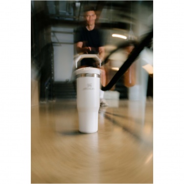 Logo trade ärikingid foto: Stanley 890 ml IceFlow™ kõrrega termoskruus