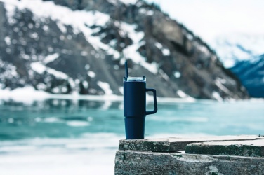 Logotrade reklaamkingituse foto: Käepidemega termoskruus, 900 ml