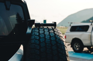 Logotrade reklaamtooted pilt: Gear X RCS taaskasutatud alumiiniumist suure jõudlusega auto taskulamp