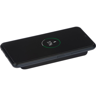 Logotrade ärikingitused pilt: Juhtmeta laadija ja akupank 8000 mAh MILAN