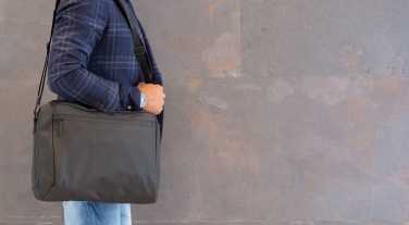 Logotrade mainoslahja tuotekuva: Musta PVC-vapaa Fashion-laptoplaukku 15,6"