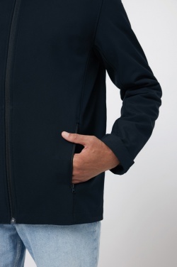 Logotrade mainoslahja ja liikelahja kuva: Iqoniq Makalu miesten softshell takki R-polyesteristä