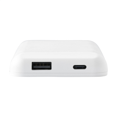 Logo trade mainostuote kuva: Force Magnetic RCS kierrätetty langaton Powerbank 5000