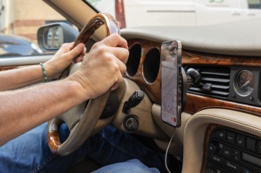 Logotrade mainoslahja ja liikelahja kuva: PowerCruze RCS, 15 W magneettinen auton latausteline