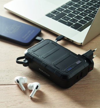 Logotrade firminės dovanos nuotrauka: 20000 mAh išorinė baterija, pagaminta iš ABS plastiko