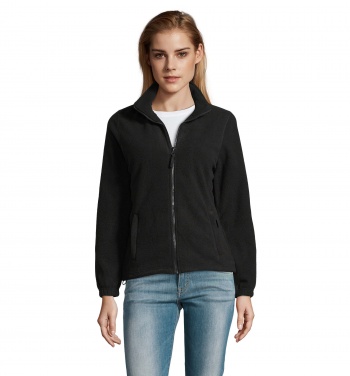 Logotrade biznesa dāvanas foto: NORTH WOMEN FLEECE ar Rāvējslēdzēju