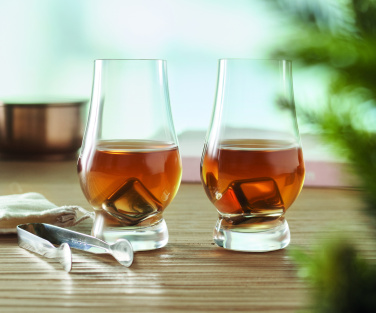Logotrade biznesa dāvanas foto: Viskija degustācijas glāžu komplekts