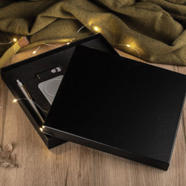 Logotrade biznesa dāvanas foto: #Premium kinkekarp Univer