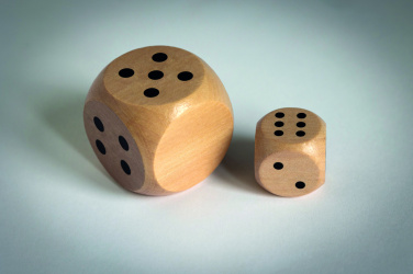 Лого трейд pекламные подарки фото: Schima wooden dice 3cm dia