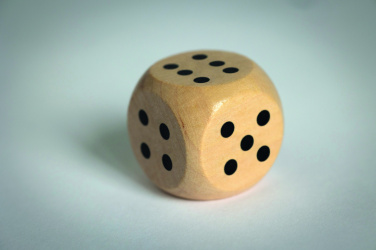 Логотрейд pекламные cувениры картинка: Schima wooden dice 3cm dia