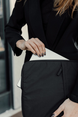 Лого трейд pекламные cувениры фото: Чехол для ноутбука KENTO URBAN RCS из переработанного нейлона, 15,6 дюймов.