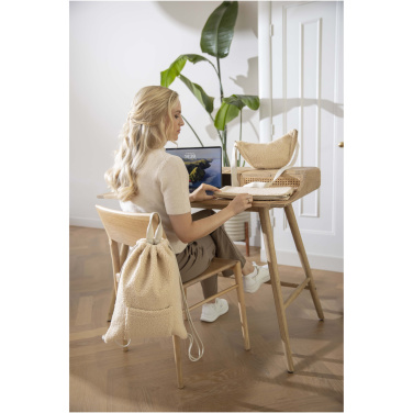 Logotrade kampanjprodukter bild: Bear 13 tums laptopfodral av GRS-återvunnen sherpa, 2 l