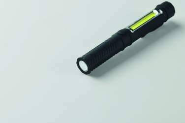 Logotrade reklamprodukter bild: Magnetisk LED-ficklampa