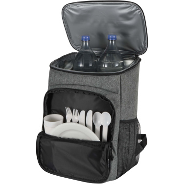 Logotrade reklamprodukter bild: Tundra picknick kylryggsäck av återvunnen GRS med serveringsset, 20 l