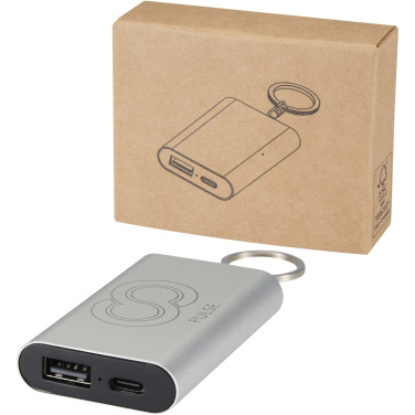 Logotrade profilreklam bild: Arcturus 2 000 mAh powerbank i återvunnet aluminium med nyckelring